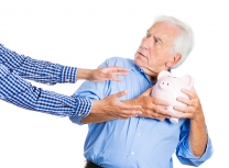Пенсионеру старше 70 лет займ одобрят не в каждой МФО